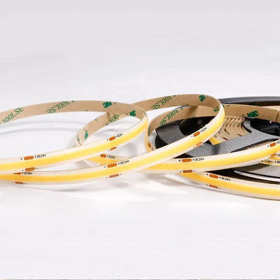 50000 heures de travail Durée de vie COB LED Strip Light avec une couleur blanche chaude et naturelle