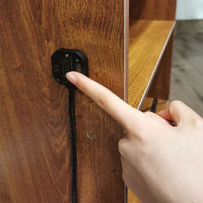 Capteur de pénétration 35 mm Boîte en bois Commutateur LED Capteur tactile 12V 5A 60W Commutateur d'armoire