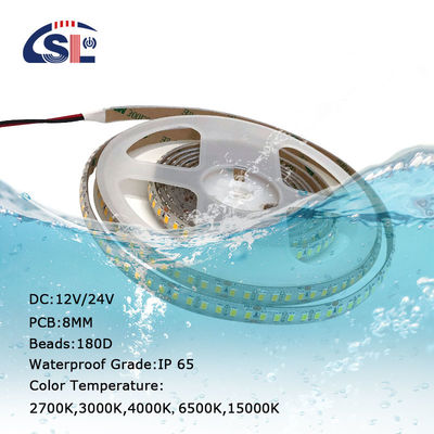 Longue durée de vie Lumière à bande LED imperméable à l'eau avec une largeur de 8 mm et une température de couleur de 12000K