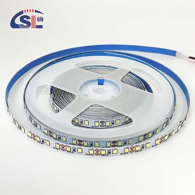 Facilité d'installation SMD 2835 120D 8mm 12000K Ra70 bandes lumineuses LED pour les miroirs de salle de bain