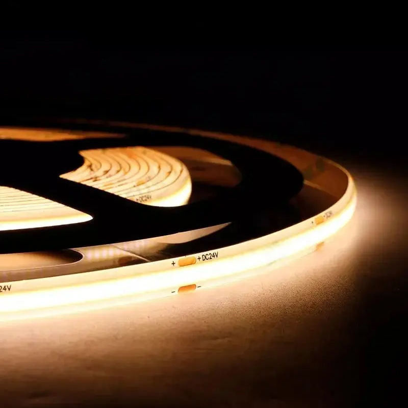 IP20 DC12V24V 8mm10mm Largeur 480Leds 3000K4000K6500K Flexible COB LED Strip Light pour la décoration extérieure et intérieure