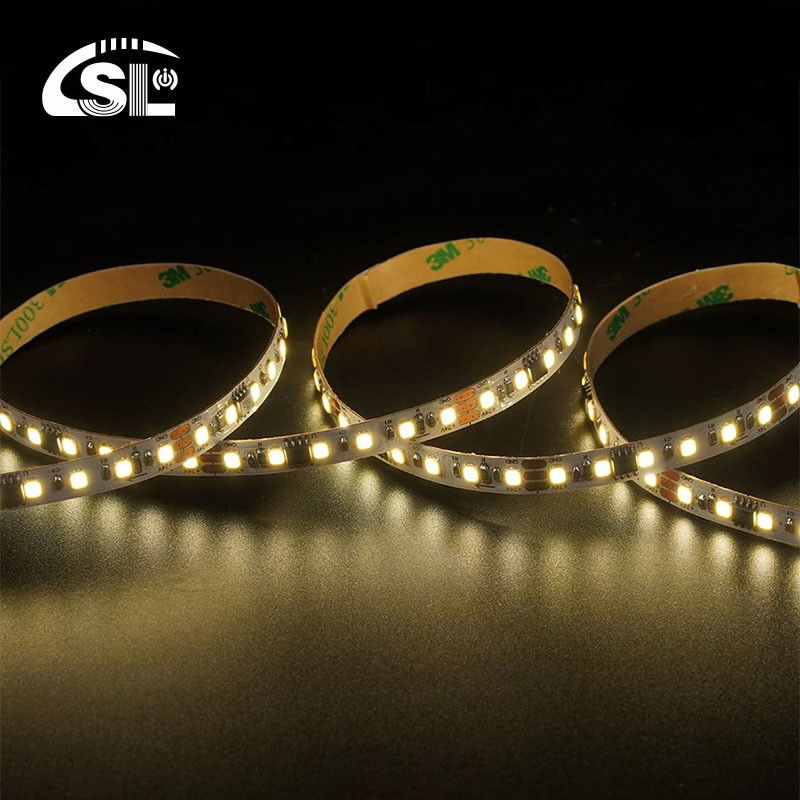 115lm/w Smart Flowing Chase fonctionnant 12V24V 8mm 120 leds 3000K électroplate blanche chaude SMD2835 LED
