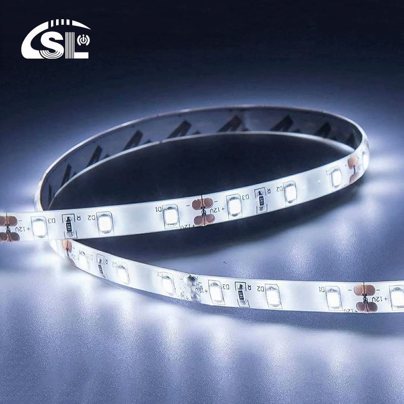 3000K 4000K 5V 8mm 120leds IP65 étanche à l'eau SMD2835 LED Strip Light avec IP65