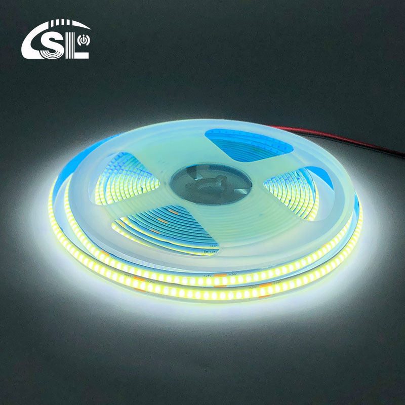 CE RoHs 3 IP20 8mm 12V 24V 320Leds 6500K Lumière blanche à bande LED flexible