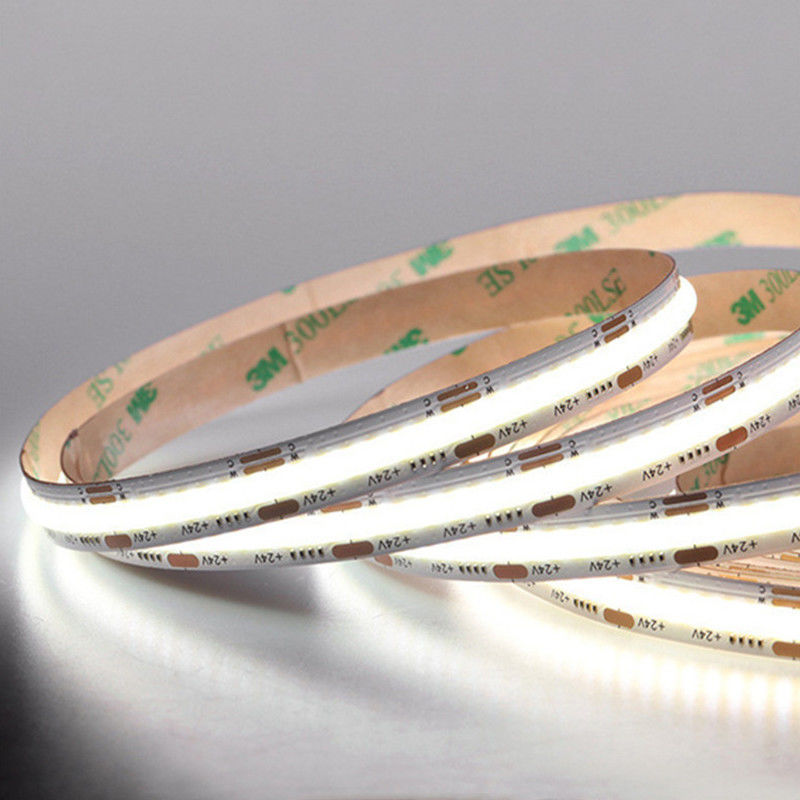 8mm10mm 320Leds chaud naturel blanc flexible COB LED Strip Light pour la décoration de l'hôtel
