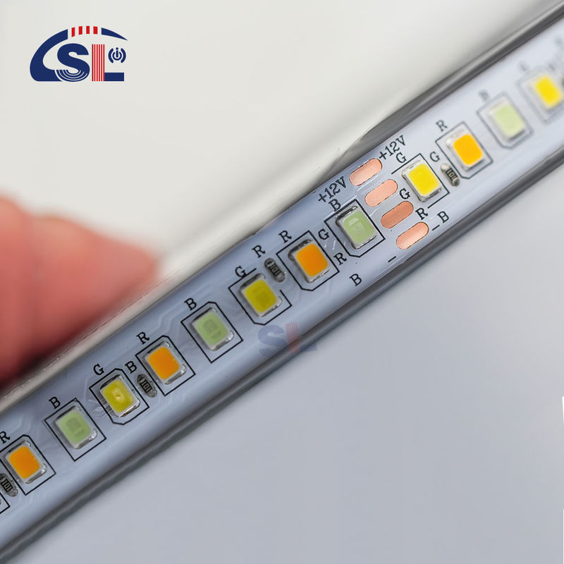 12V SMD2835 LED Light Strips 180 LEDs 3000k 4000k 6000k pour le matériau du miroir de salle de bain