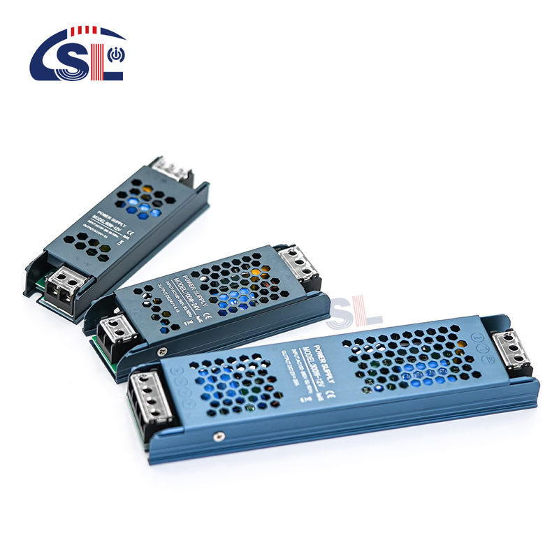 50 à 60 Hz 60W 100W 150W 200W 300W 400W Appareil électrique SMPS ultra-mince à l'intérieur