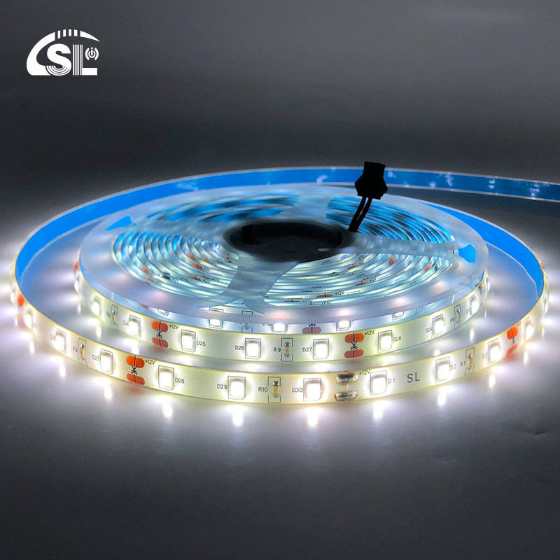 8mm 1100lm-1200lm LED Light Strips pour une installation facile dans les vanités de salle de bain